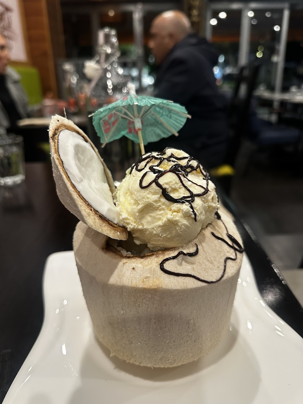 MEU Dining Room | Shop 3b/3 The Piazza, Wentworth Point NSW 2127, Australia | Phone: 0422 964 955