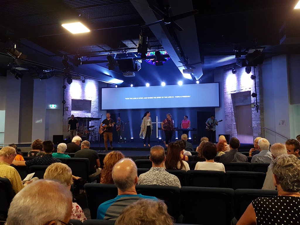 Newlife Church | church | 4 Greenwich Ct, Robina QLD 4226, Australia | 0755789322 OR +61 7 5578 9322