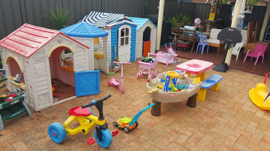 Ivy League Family Daycare | 25 Hillside Cct, Cranebrook NSW 2749, Australia | Phone: 0429 359 307