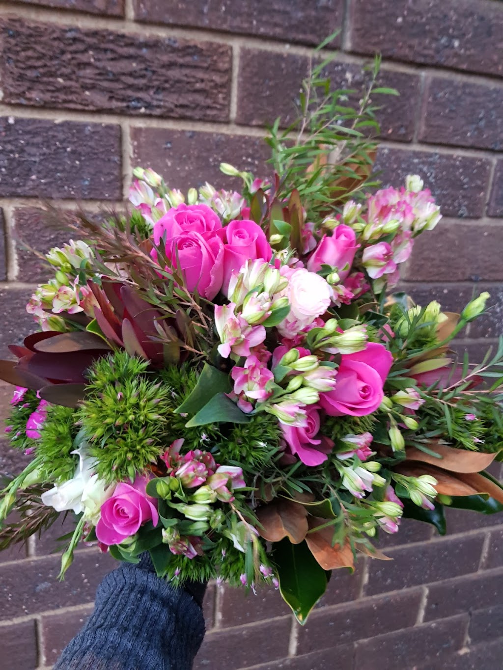 Lilac & Vine Florist | florist | 78 Munro Rd, Queanbeyan NSW 2620, Australia | 0403192108 OR +61 403 192 108