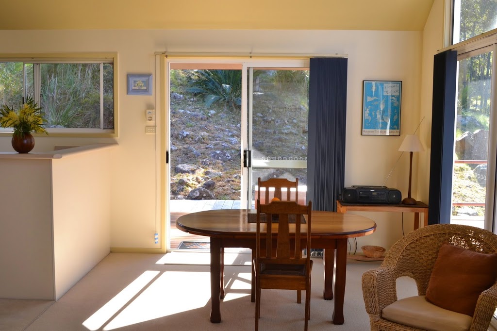 Bundle Hill Cottages | 65 Bundle Hill Rd, Bawley Point NSW 2539, Australia | Phone: (02) 4457 1122