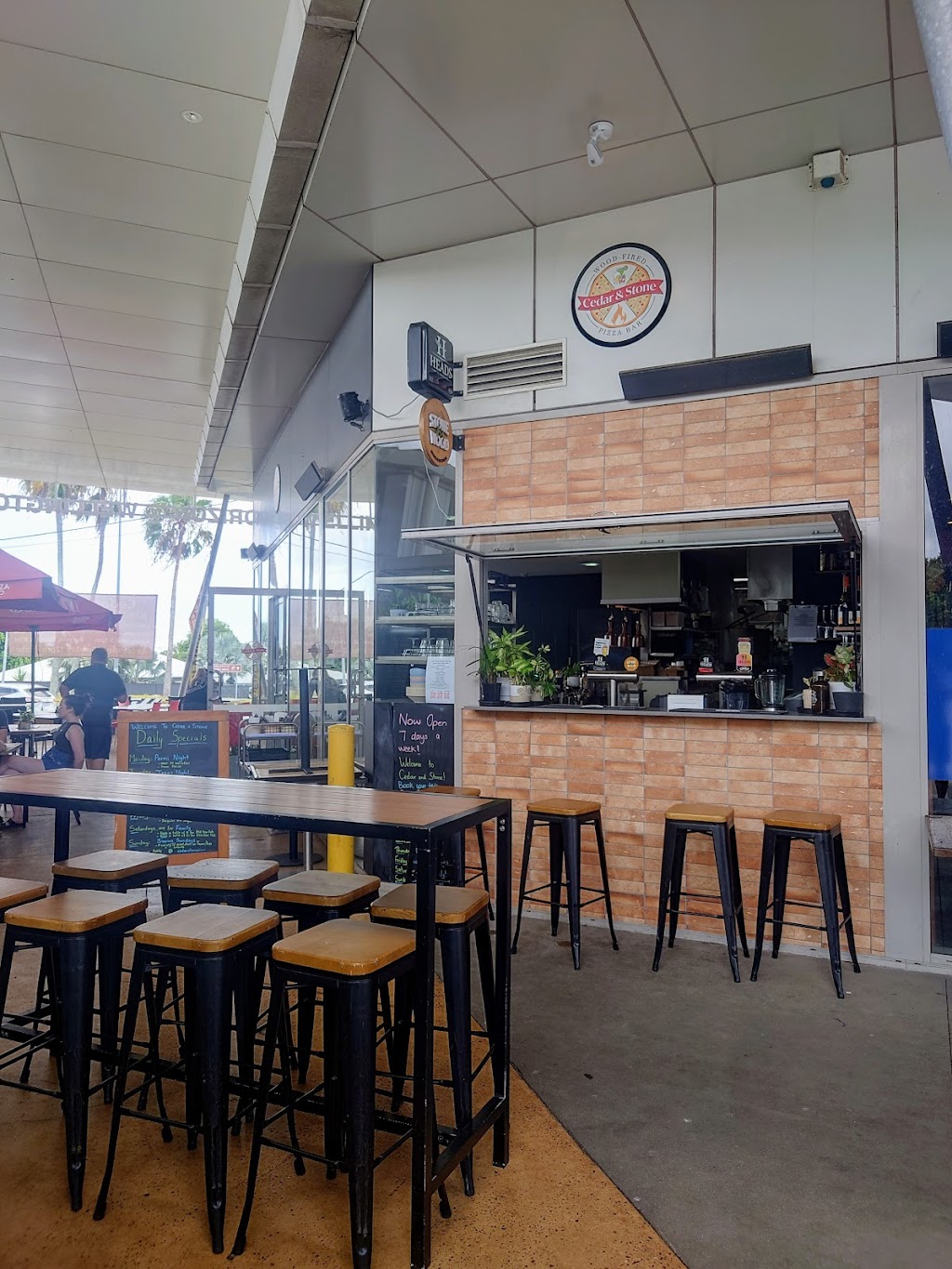 Cedar & Stone Wood-Fired Pizza Bar | 13/685 Old Cleveland Rd E, Wellington Point QLD 4160, Australia | Phone: 0481 980 730