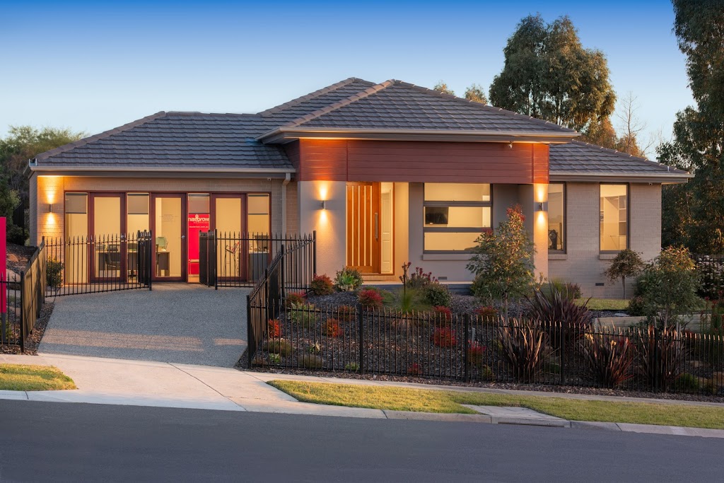 Max Brown Real Estate Group New Homes | 73 Kingsburgh Ln, Lilydale VIC 3140, Australia | Phone: (03) 9095 8182