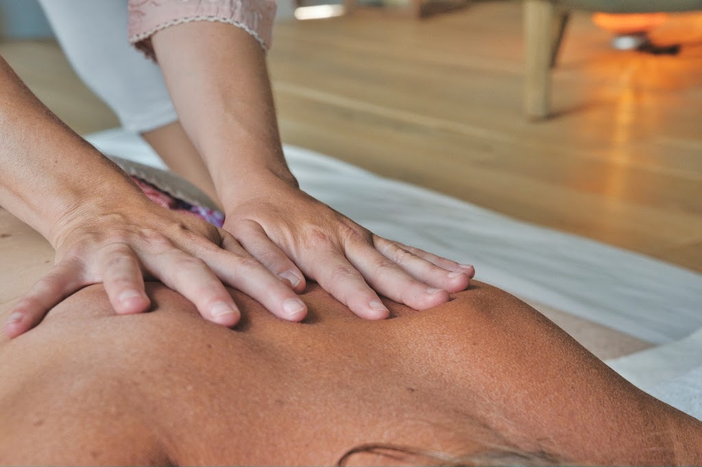 Blue Vista Massage Therapy |  | 2/13 Kalinda Rd, Bullaburra NSW 2784, Australia | 0434932304 OR +61 434 932 304