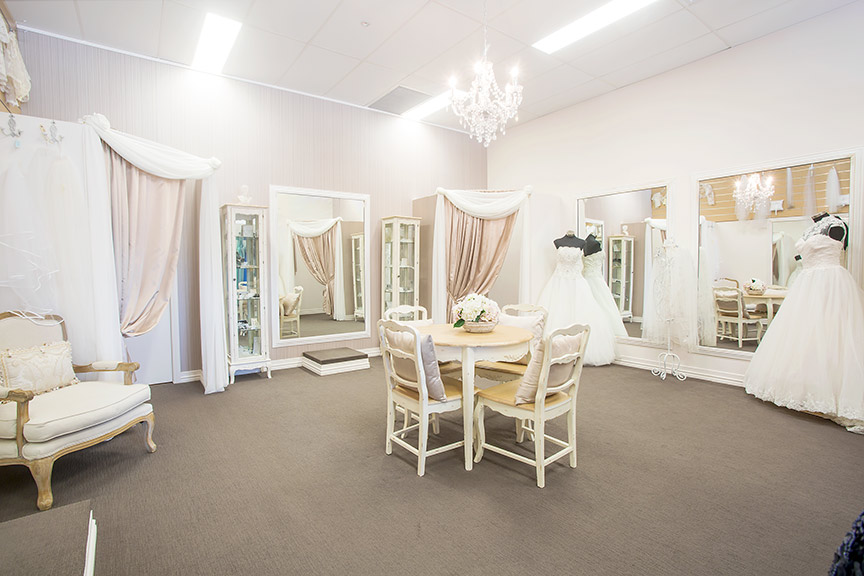 Under The Veil | 13 Sarina Beach Rd, Sarina QLD 4737, Australia | Phone: (07) 4943 0000