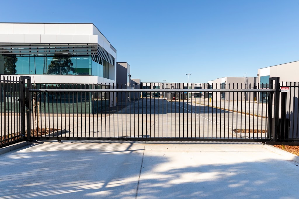 Constructzone | 8b Commercial Dr, Pakenham VIC 3810, Australia | Phone: (03) 8579 6888