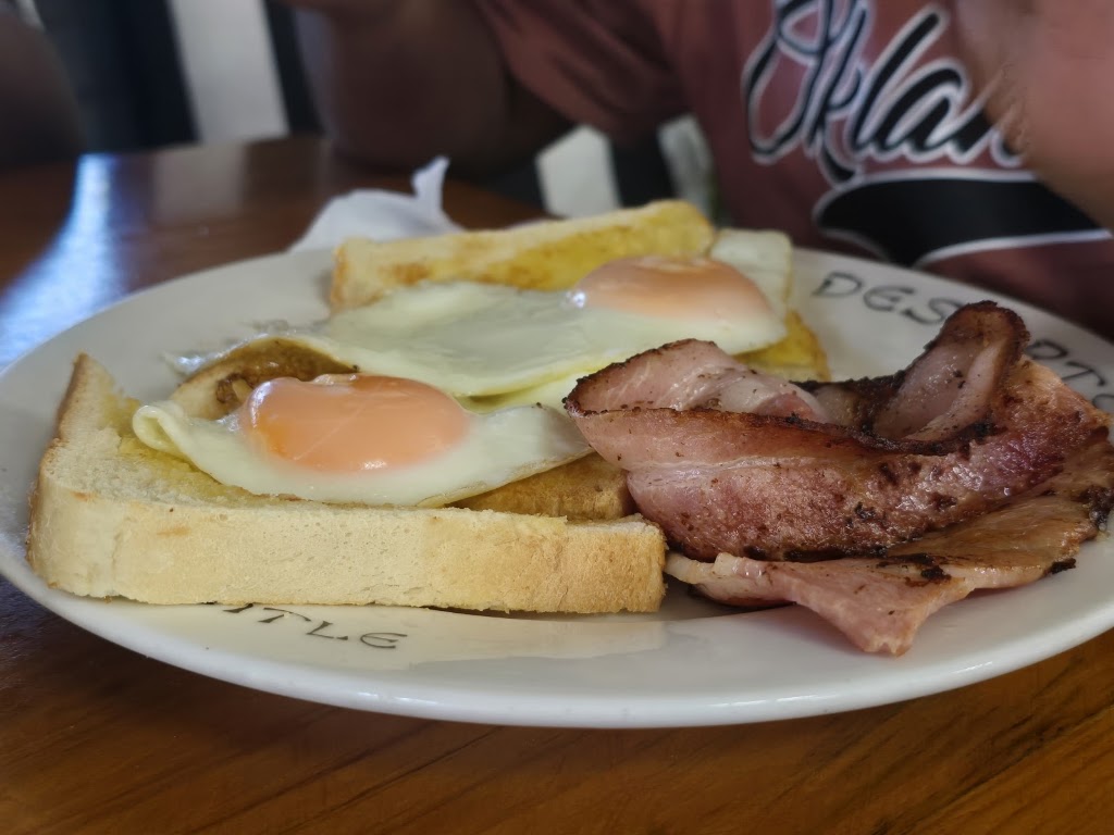 Esperance Bird & Animal Park Café | Lot 3/549 Coolgardie Esperance Hwy, Esperance WA 6450, Australia | Phone: (08) 9076 1067