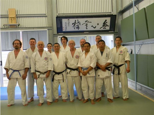 Bayside Aikido Club - East Brisbane | health | Alexander St & MacDonald St, Lota QLD 4179, Australia | 0733965017 OR +61 7 3396 5017