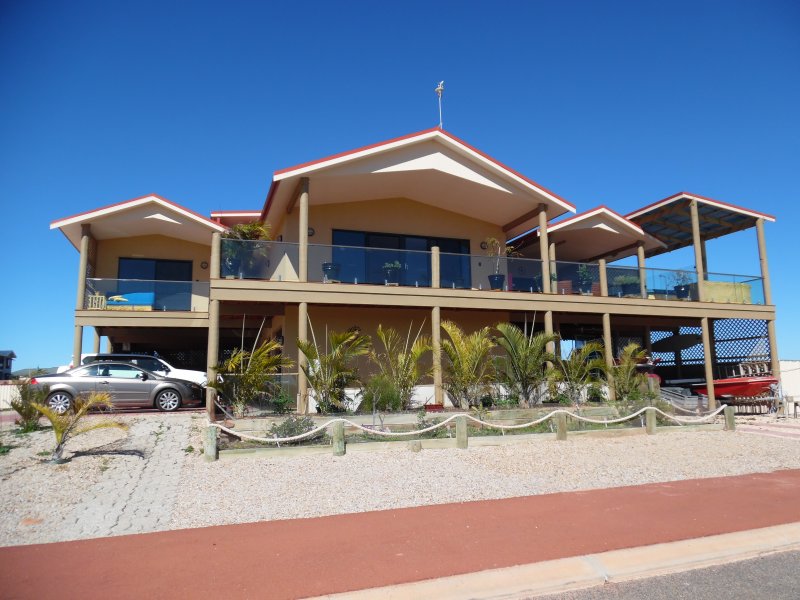 Nautilus Holiday Rental | 14 Sellenger Heights, Denham WA 6537, Australia | Phone: (08) 9948 1323