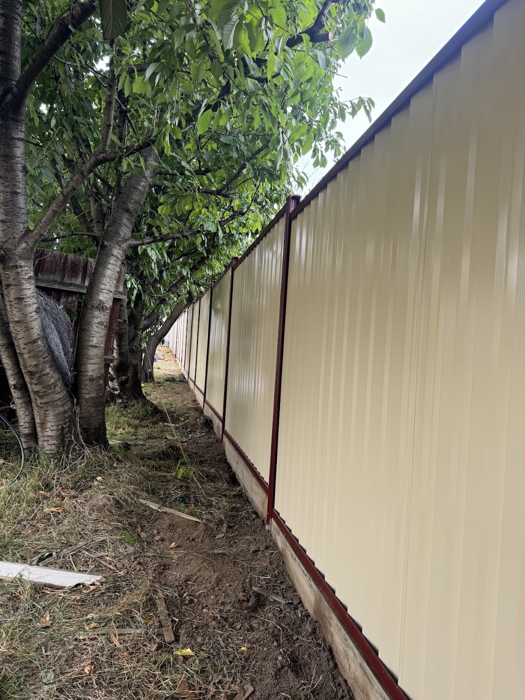 Eden Fencing | 19 Crystal St, Pakenham VIC 3810, Australia | Phone: 0401 683 489