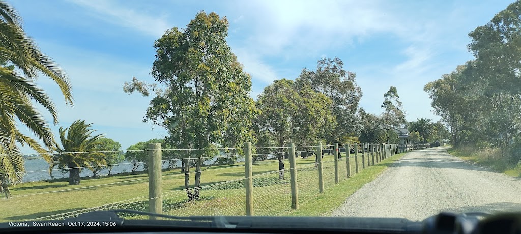 Eagle Point Foreshore Hub | 12 Eagle Bay Dr, Eagle Point VIC 3878, Australia | Phone: (03) 5153 9500