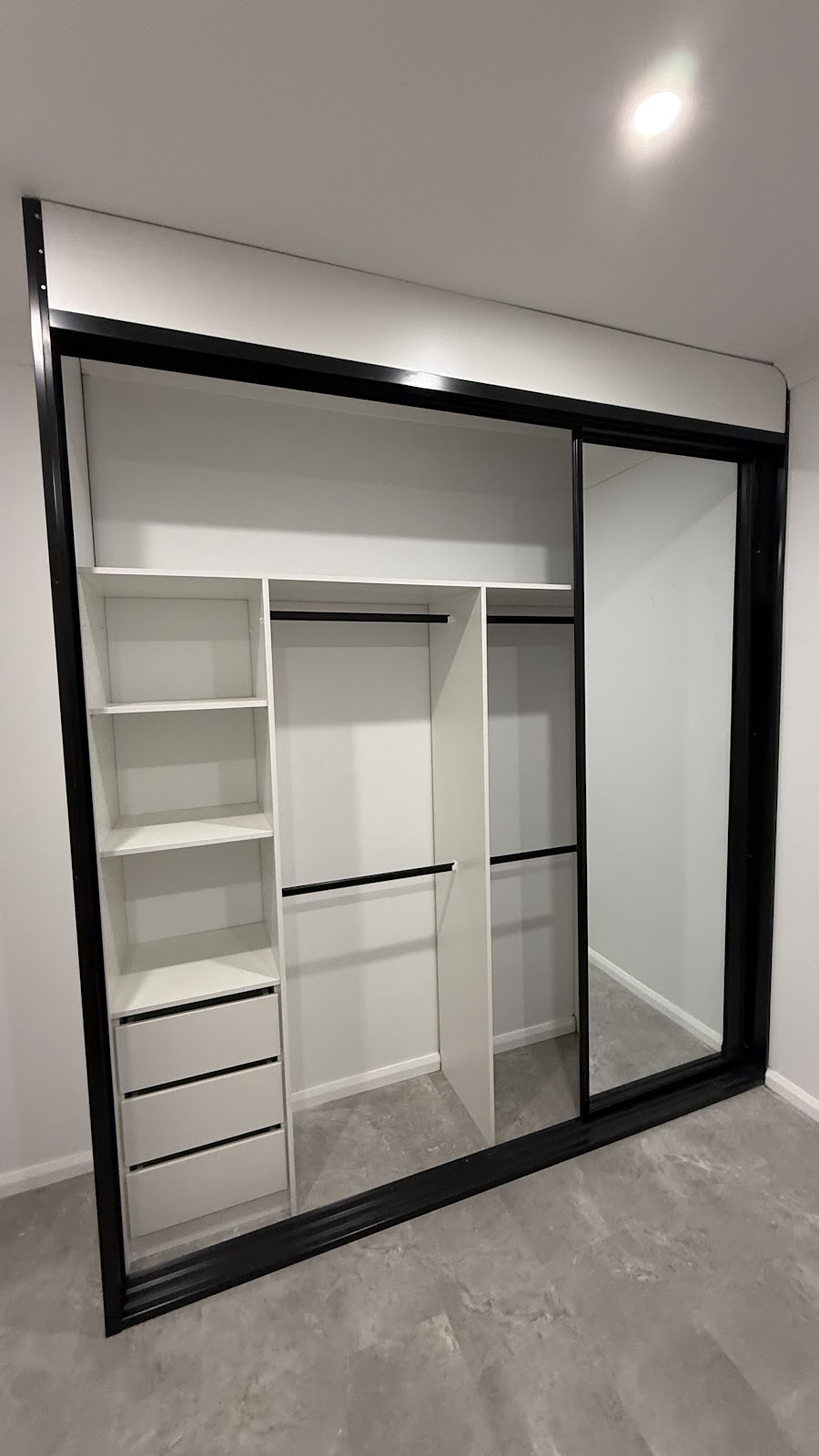 Finegrain Joinery | 6 Warriewood St, Woodbine NSW 2560, Australia | Phone: 0470 648 810
