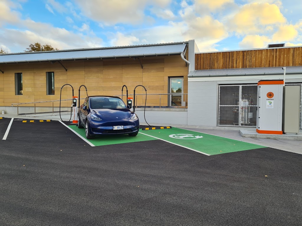 Chargefox Charging Station | point of interest | 70 High St, Oatlands TAS 7120, Australia | 1300518038 OR +61 1300 518 038