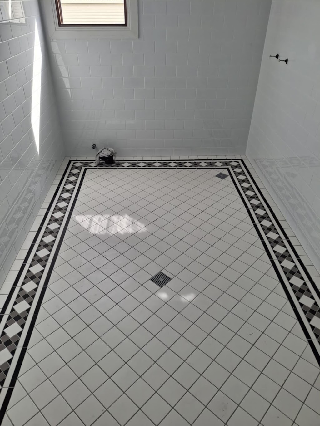 Tisdells Tiling | Ringwood Rd, Medowie NSW 2318, Australia | Phone: 0412 452 470