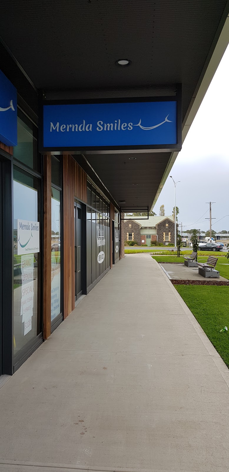 Dentist - Mernda Smiles | dentist | Shop 11A/1435 Plenty Rd, Mernda VIC 3754, Australia | 0397179696 OR +61 3 9717 9696