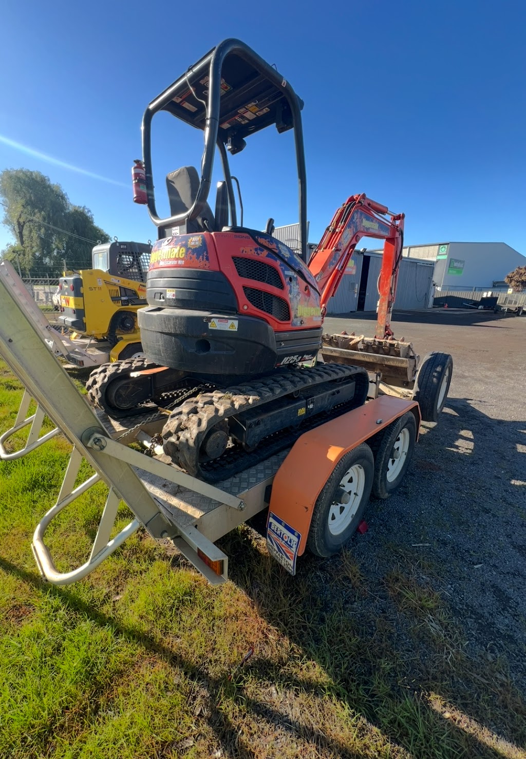 Diggermate Mini Excavator Hire Shepparton | 76 Old Dookie Rd, Shepparton VIC 3630, Australia | Phone: 0438 051 735