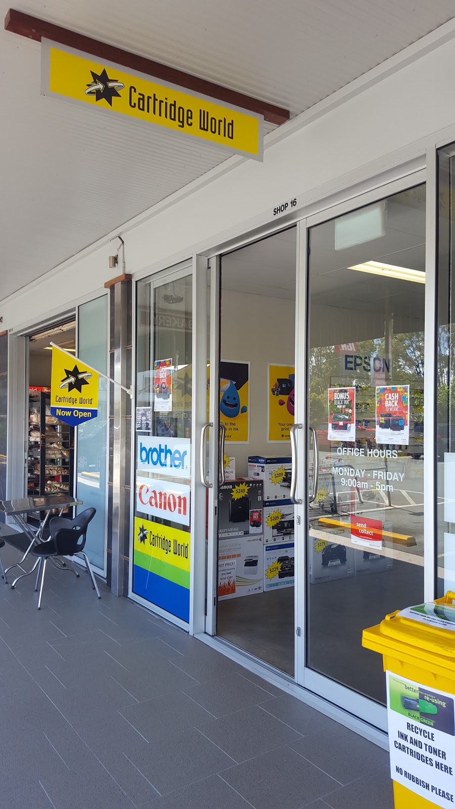 Eventide News & Casket Agency | store | 353 Beaconsfield Terrace, Brighton QLD 4017, Australia | 0732697855 OR +61 7 3269 7855