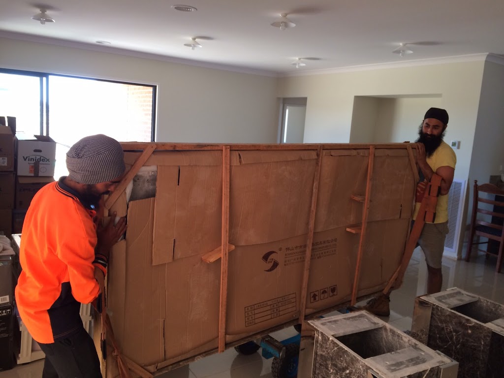 Movers and Removers | western, Greensborough VIC 3088, Australia | Phone: 0429 860 009