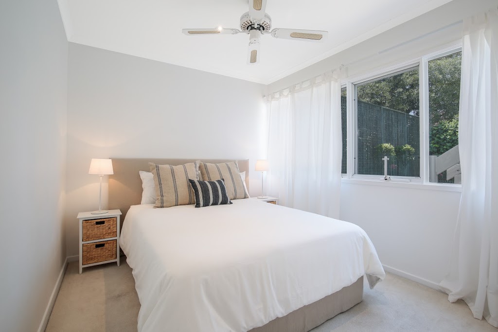 Greenwich Garden Apartment | 52 Carlotta St, Greenwich NSW 2065, Australia | Phone: (02) 9437 3347