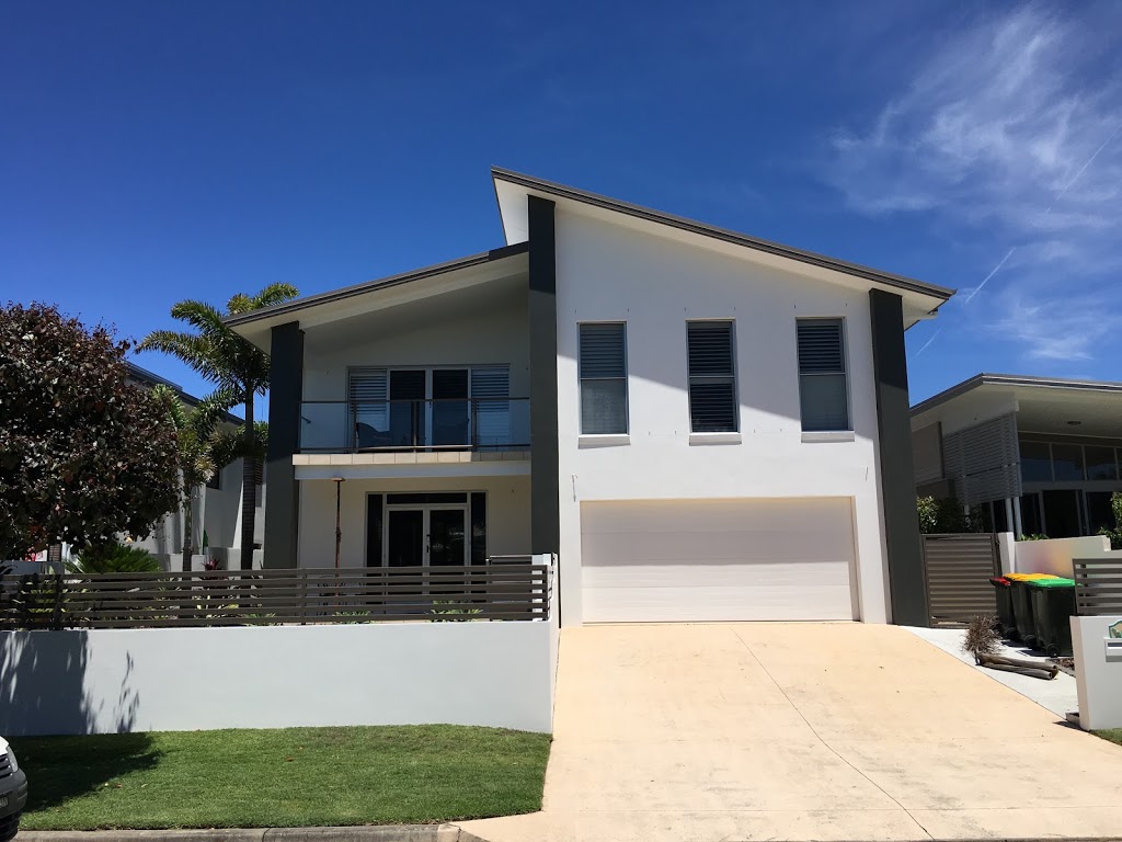 Finishing Touches Painting and Decorating | 55 Lorikeet Dr, Tweed Heads South NSW 2486, Australia | Phone: 0439 582 021