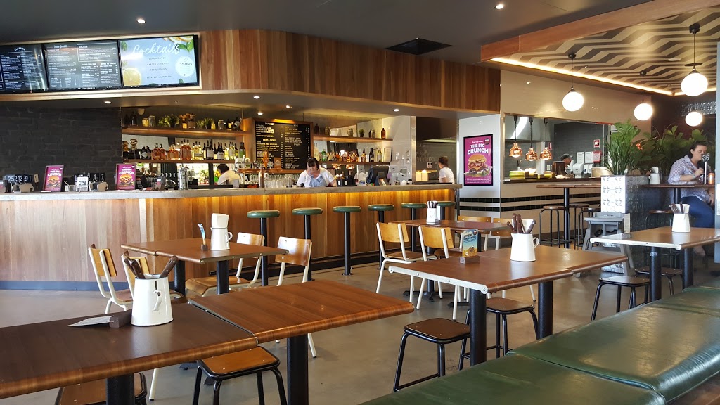 Burger Urge | restaurant | Shop 19A, Redbank Plains Town Square, 389 Redbank Plains Rd, Redbank Plains QLD 4301, Australia | 0498957497 OR +61 498 957 497