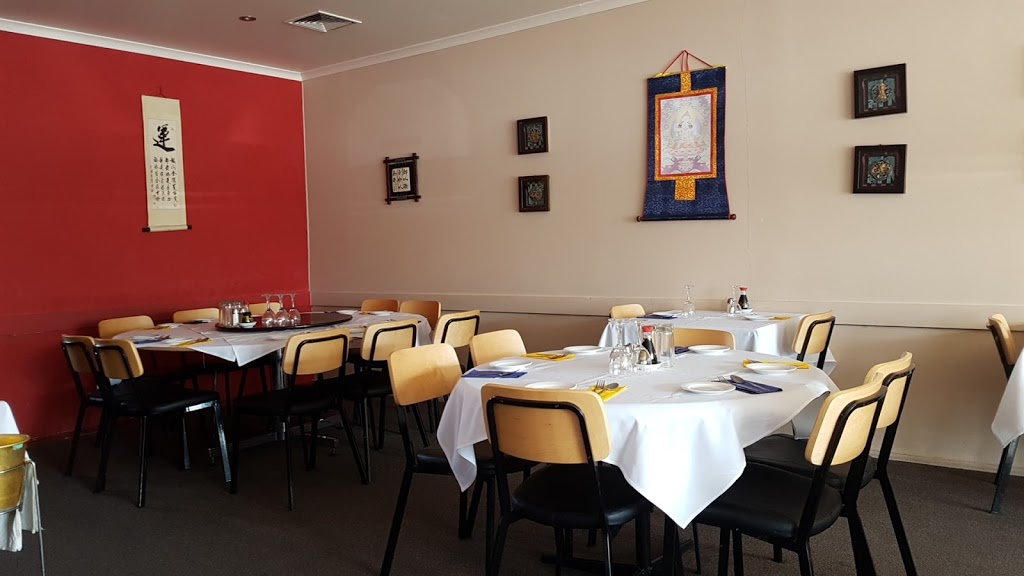 Silver Chopsticks Chinese Restaurant | restaurant | 7 Barnes Pl, Werribee VIC 3030, Australia | 0397417554 OR +61 3 9741 7554