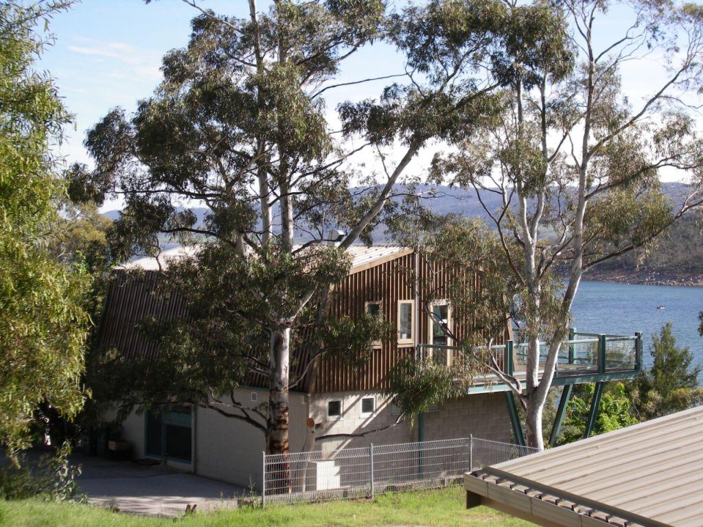 Rascal Lodge | 7 Banjo Paterson Cres, Jindabyne NSW 2627, Australia | Phone: (02) 6296 1002