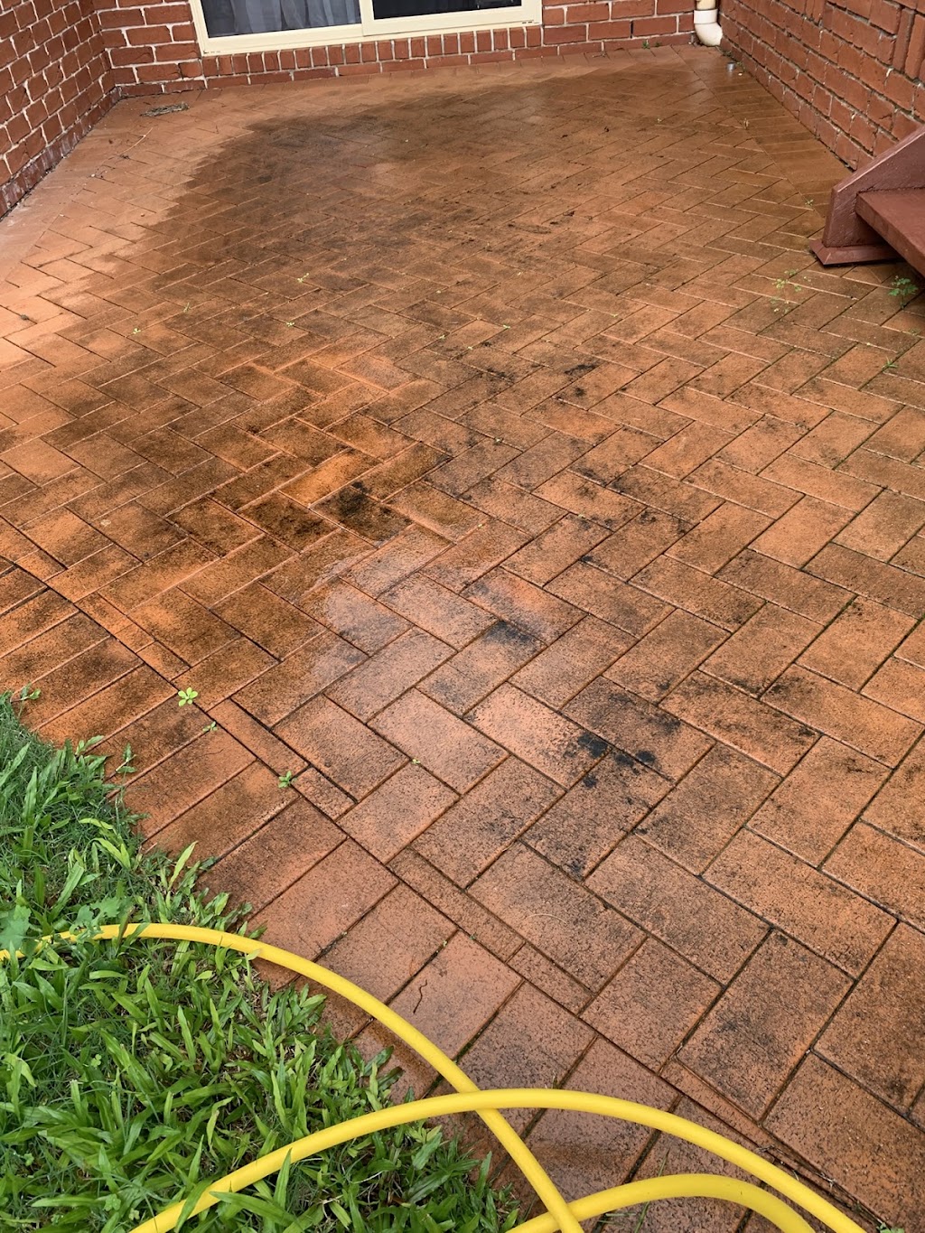 Redlands Powerwash | 271 Bloomfield St, Cleveland QLD 4163, Australia | Phone: 0490 433 087