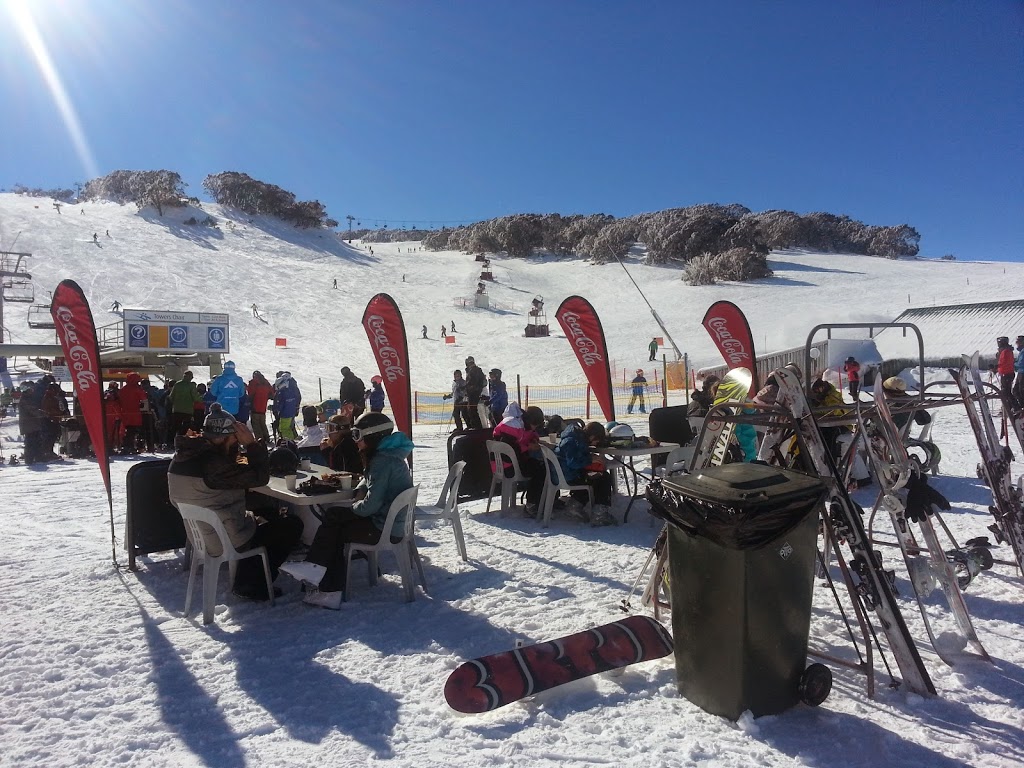 Maggies Snacks | cafe | Bottom of Towers chairlift, Falls Creek VIC 3699, Australia | 0357583390 OR +61 3 5758 3390