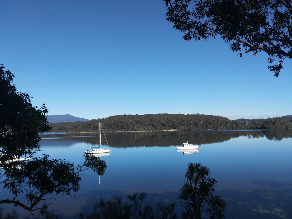 Riverview Houseboats | 19/21 Riverside Dr, Narooma NSW 2546, Australia | Phone: 0419 846 372