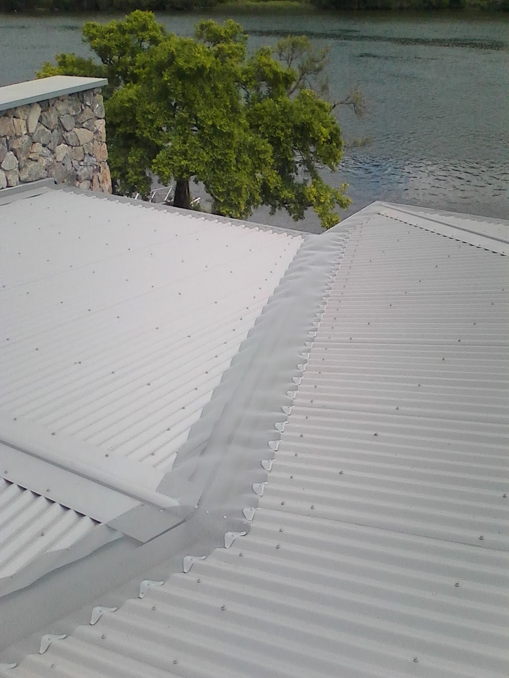 Stop leaf pty ltd gutter guard | 53 Kent St, Greta NSW 2335, Australia | Phone: 0488 490 980