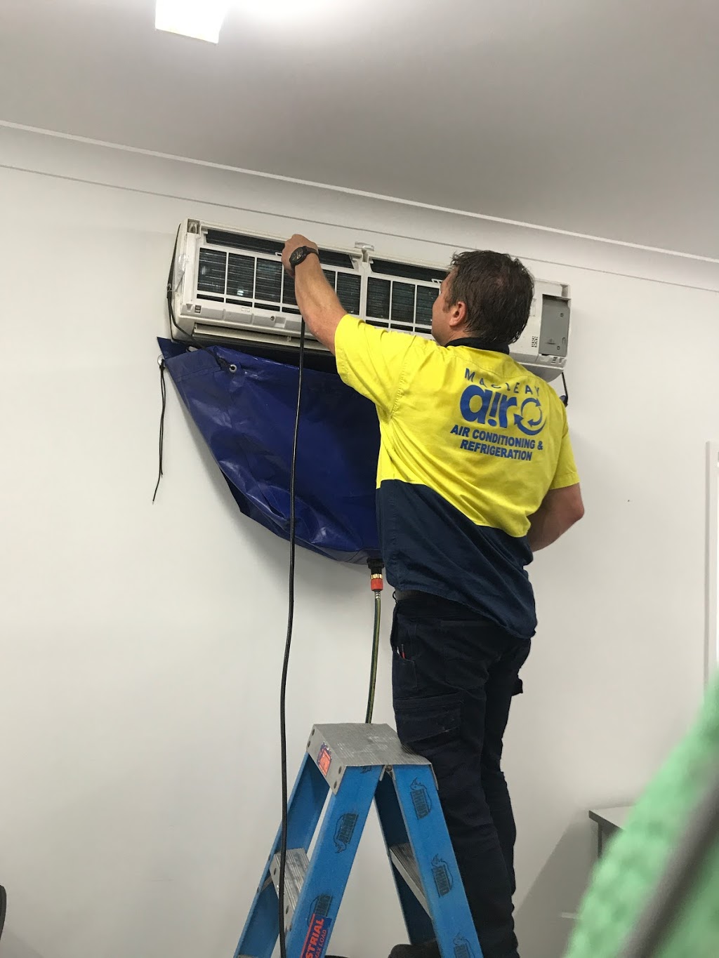 Macleay Air - Air Conditioning and Refrigeration | 873 Maria River Rd, Crescent Head NSW 2440, Australia | Phone: (02) 6562 3380
