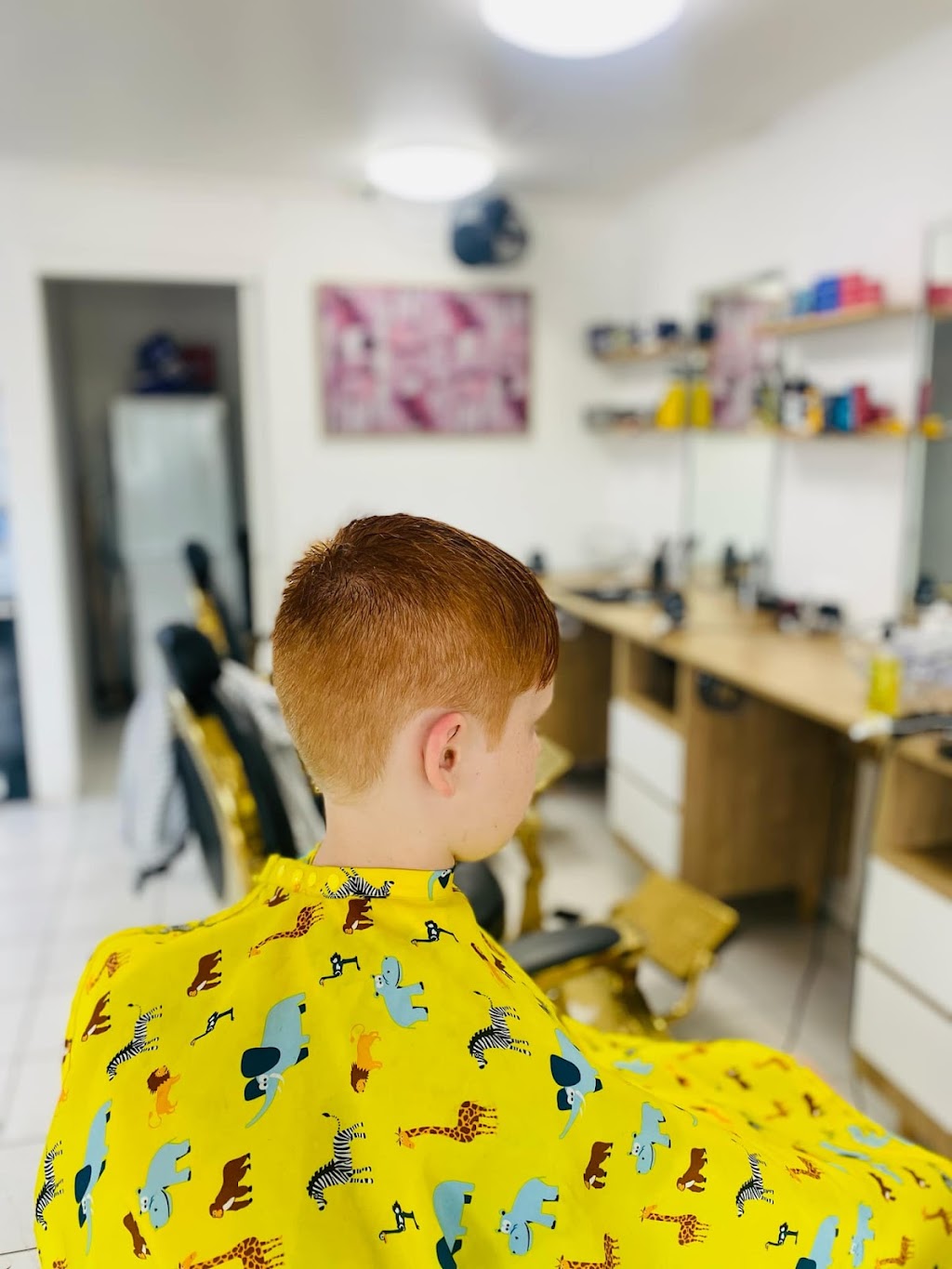 Oakey Barber Shop | 9 Toowoomba Rd, Oakey QLD 4401, Australia | Phone: 0489 050 850