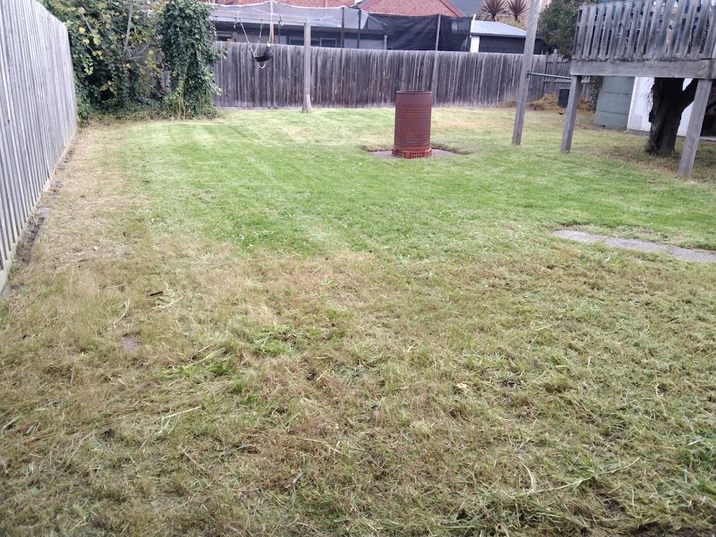 Top Cut Lawnmowing Rowville | 45 Bexsarm Cres, Rowville VIC 3178, Australia | Phone: 0456 082 050