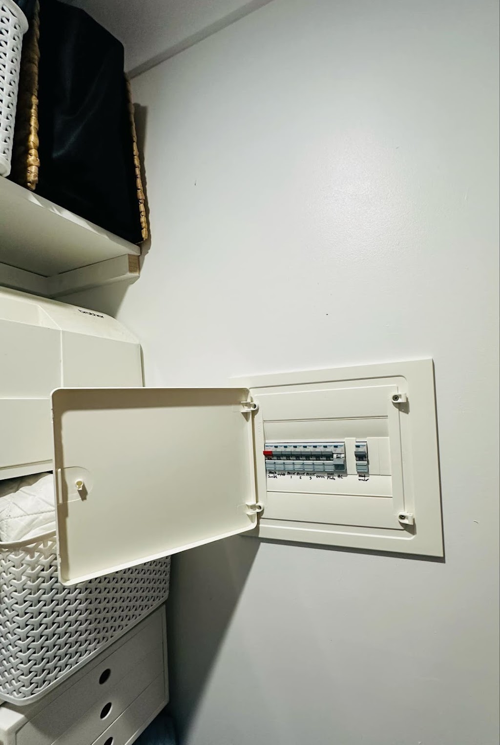 Connect Mid Coast Electrical Services | 37 Gunbar Rd, Taree NSW 2430, Australia | Phone: 0447 500 880