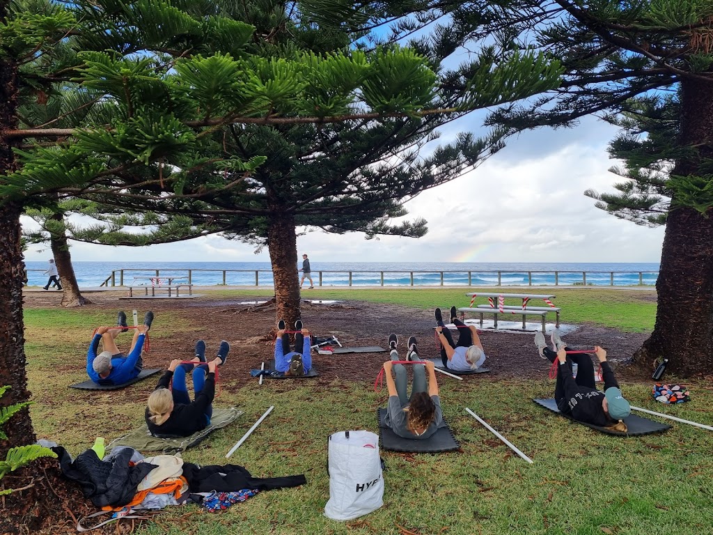 Sticks & Towels | Curl Curl Parade, Curl Curl NSW 2096, Australia | Phone: 0430 216 149