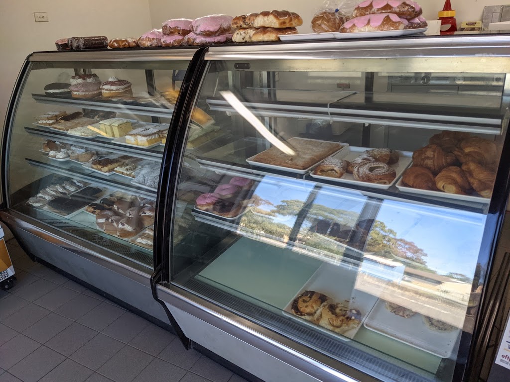 Koonawarra Bakehouse | bakery | 1 Koonawarra Pl, Koonawarra NSW 2530, Australia