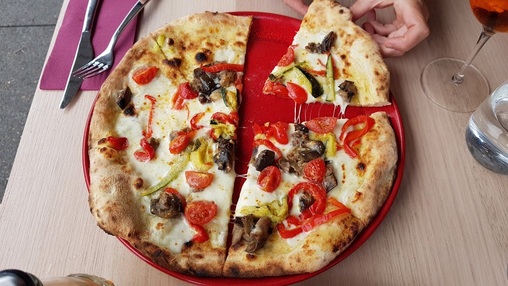 Tipica Pizza Bondi | meal delivery | 76 Hall St, Bondi Beach NSW 2026, Australia | 0295944035 OR +61 2 9594 4035