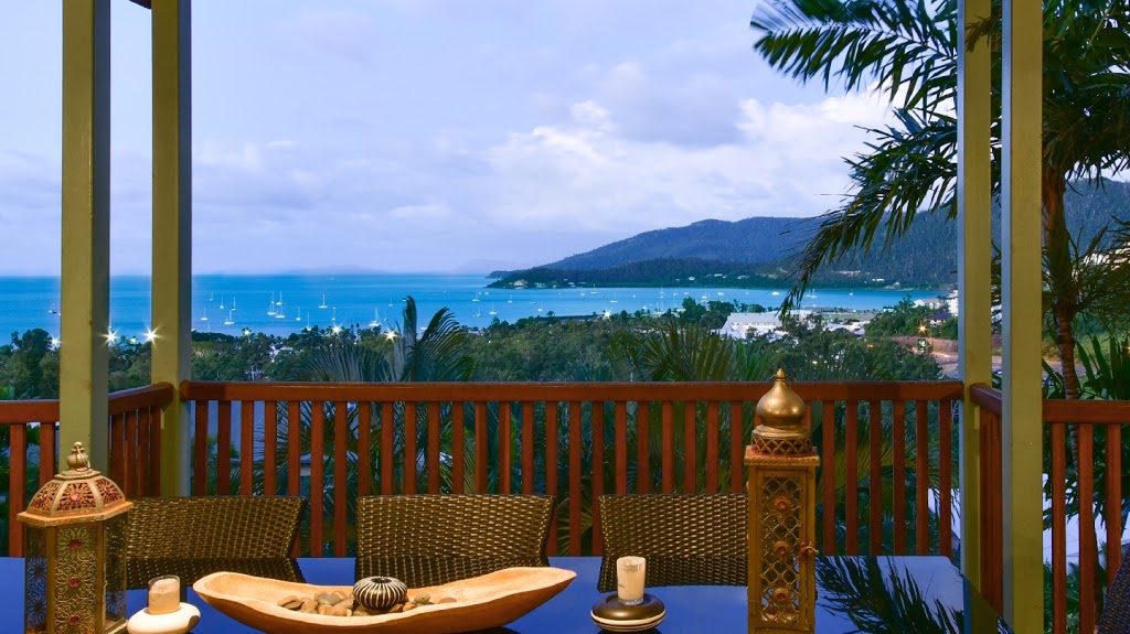 Bella Vista on Nara | 22 Nara Ave, Airlie Beach QLD 4802, Australia | Phone: 0466 573 617