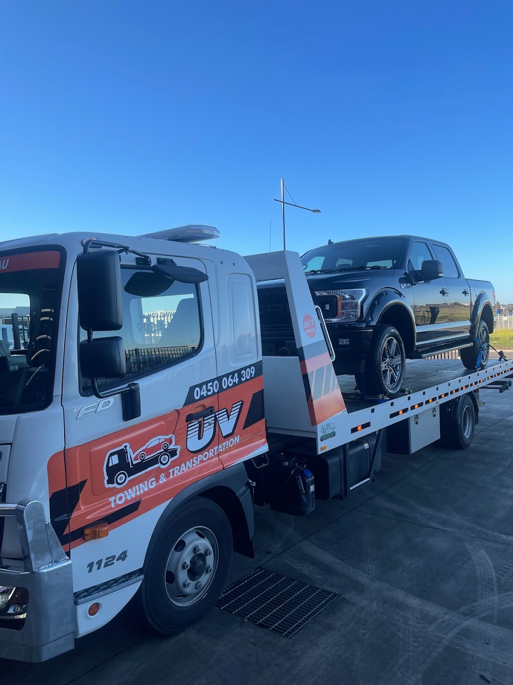 UV Towing | 129A Burke St, Wangaratta VIC 3677, Australia | Phone: 0450 064 309