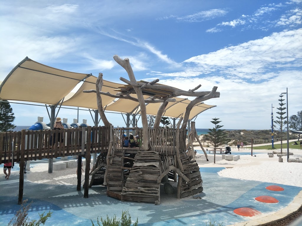 Scarborough Beach | park | The Esplanade, Scarborough WA 6019, Australia | 0892058555 OR +61 8 9205 8555