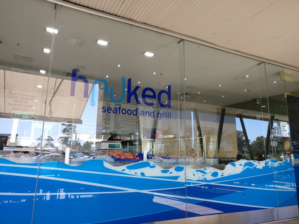 Hooked Seafood and Grill | restaurant | Jersey Rd, Plumpton NSW 2761, Australia | 0286787828 OR +61 2 8678 7828