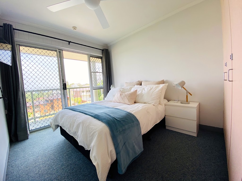 Yamba Views Accommodation | 2 Coldstream St, Yamba NSW 2464, Australia | Phone: 0411 250 498