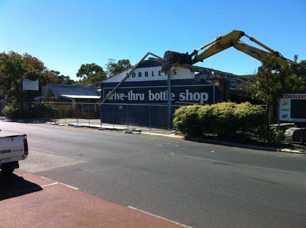 Coastal Demolition | 22 Pepper St, Falcon WA 6210, Australia | Phone: 0408 886 069