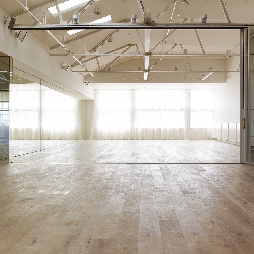 One Hot Yoga & Pilates | 34 Kellett St, Potts Point NSW 2011, Australia | Phone: 0483 926 191