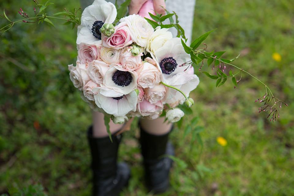 Jamberoo Florist - Heart and Soul Flowers | florist | 1 Kinross Pl, Jamberoo NSW 2533, Australia | 0423697496 OR +61 423 697 496