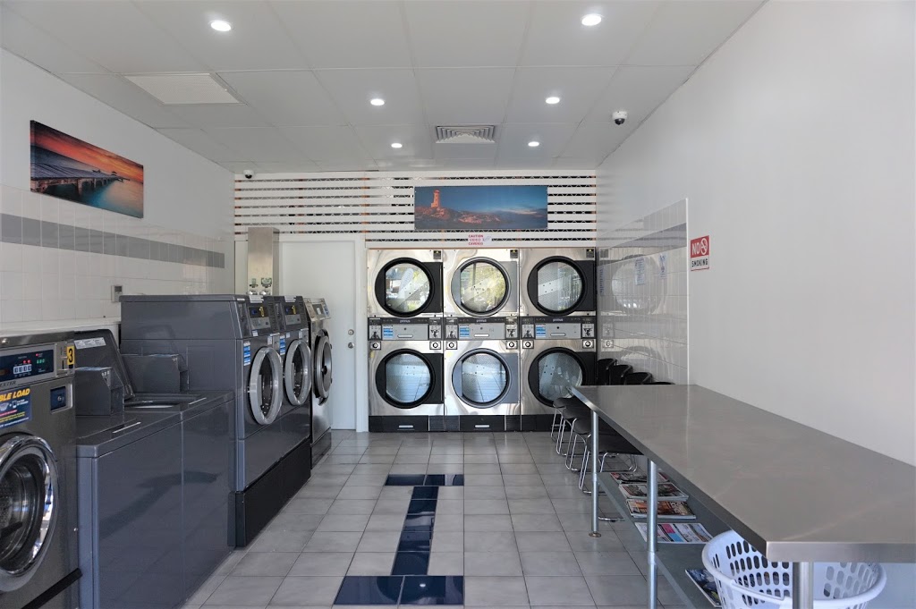 Helensvale Laundromat | laundry | 4/13 Sir John Overall Dr, Helensvale QLD 4212, Australia | 1300528628 OR +61 1300 528 628