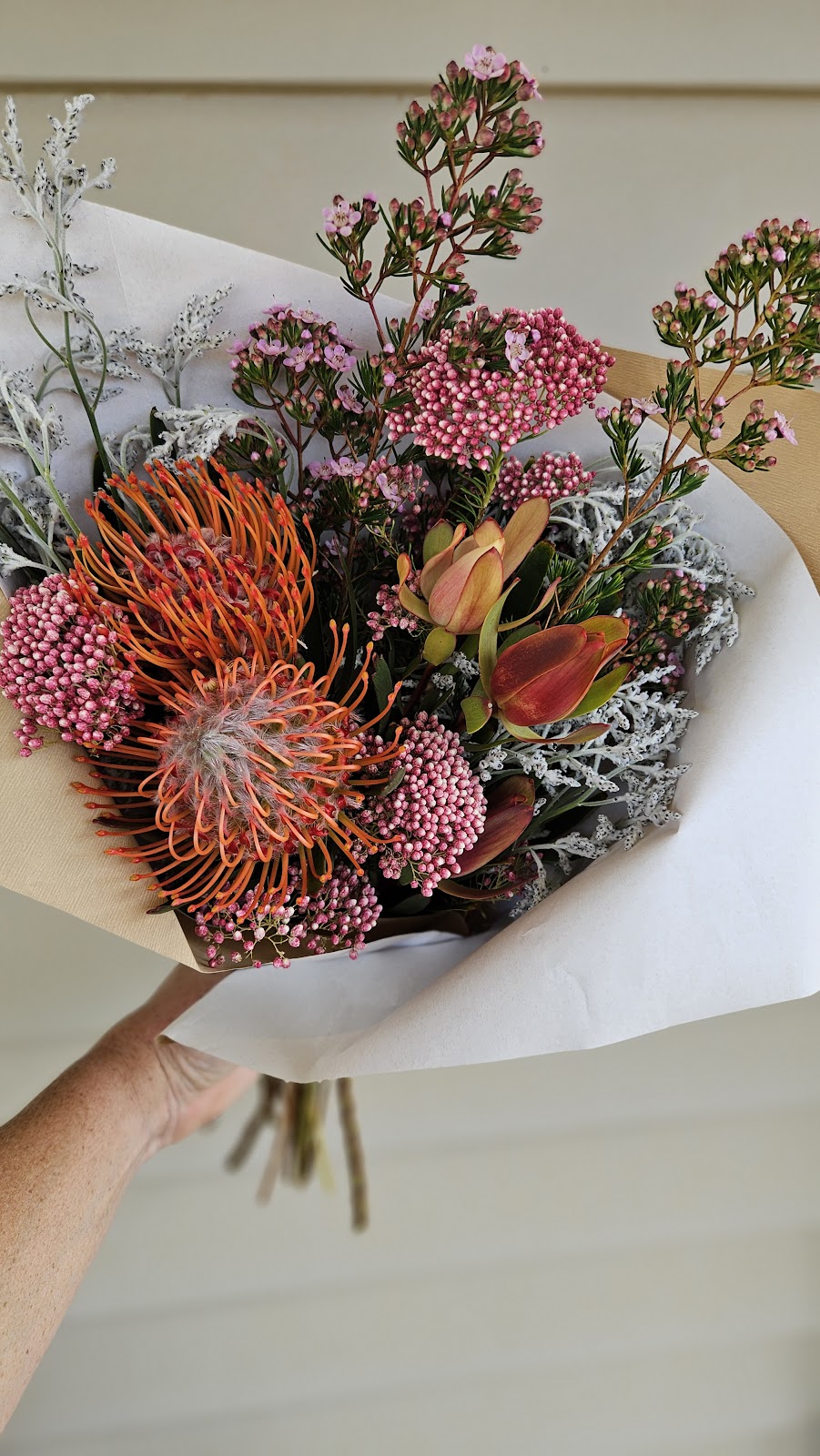 Magpie Flower Co | 100 Magpie Cres, Mannum SA 5238, Australia | Phone: 0402 068 430