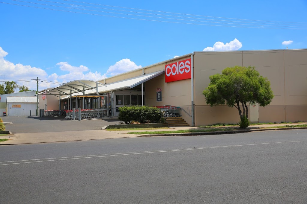 Coles | supermarket | Herbert St &, Callandoon Ln, Goondiwindi QLD 4390, Australia | 0746715902 OR +61 7 4671 5902