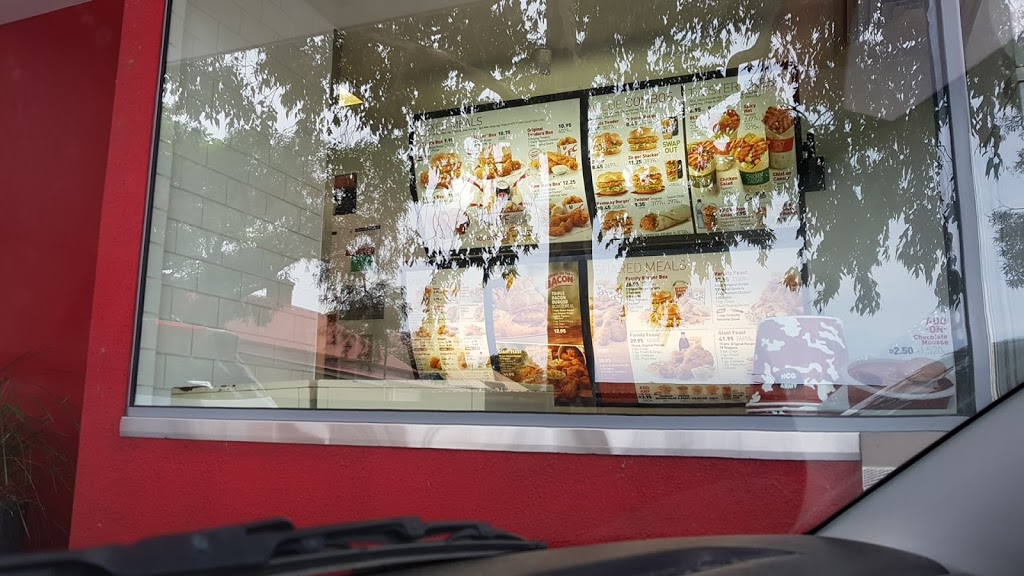KFC Gawler | meal takeaway | 17 Adelaide Rd, Gawler South SA 5118, Australia | 0885230744 OR +61 8 8523 0744